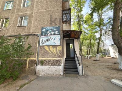Свободное назначение, офисы, магазины и бутики, склады, общепит, салоны красоты, медцентры и аптеки, образование, развлечения · 42 м² за 29 млн ₸ в Караганде, Казыбек би р-н