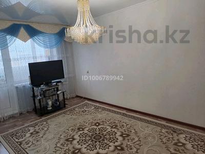 2-комнатная квартира · 51 м² · 9/10 этаж, мкр 11 77 за 19 млн 〒 в Актобе