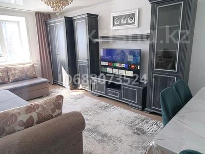 2-комнатная квартира · 49 м² · 2/5 этаж, Сатпаева 13/2 — Магазин семейный , A-STORI, Сулпак за 200 000 〒 в Усть-Каменогорске