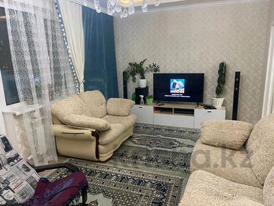 Пәтерлер в Астане: 4-бөлмелі пәтер · 120 м² · 8/9 қабат · ай сайын, Тауелсиздик 43 — Момышулы, бағасы: 500 000 〒 4-бөлмелі пәтер · 120 м² · 8/9 қабат · ай сайын, Тауелсиздик 43 — Момышулы, бағасы: 500 000 〒 в Астане, Алматы р-н
