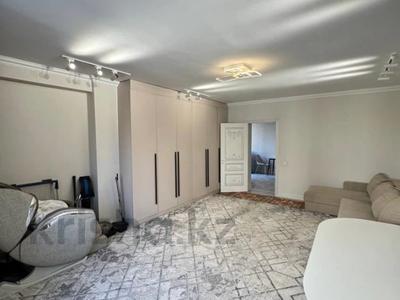 2-комнатная квартира · 60 м² · 2/10 этаж, мкр Аксай-3Б за 38 млн 〒 в Алматы, Ауэзовский р-н