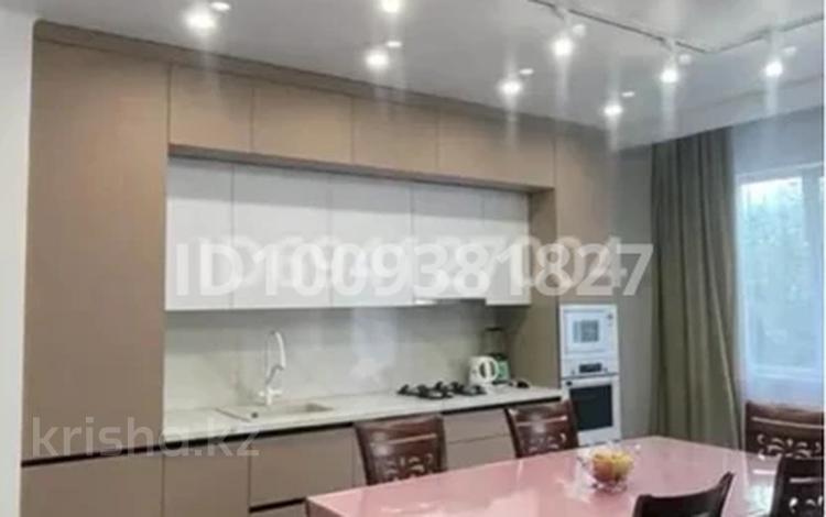2-бөлмелі пәтер · 80 м² · 2/5 қабат, Руставелли 2, бағасы: 250 000 ₸ в Талгаре — фото 3