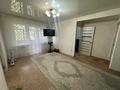 2-комнатная квартира · 46.5 м² · 5/5 этаж, Майкудук, 12й микрорайон 22 — 34 школа за 10 млн ₸ в Караганде, Алихана Бокейханова р-н — фото 2