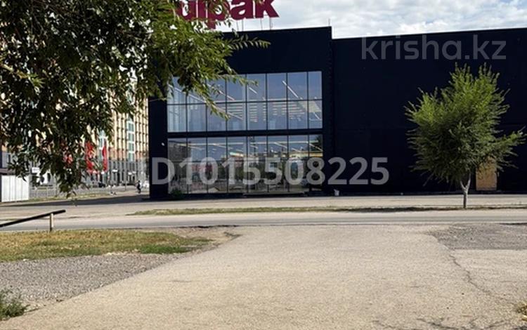 Офисы, склады · 400 м² за 1 млн ₸ в Актобе, мкр. Алтын орда — фото 2