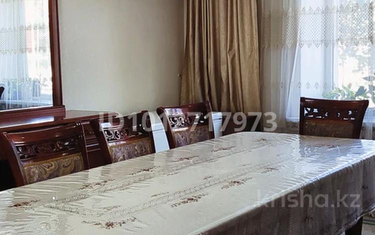 4-бөлмелі пәтер · 128 м² · 2/9 қабат, Шакарима 9, бағасы: 65 млн ₸ в Семее — фото 2