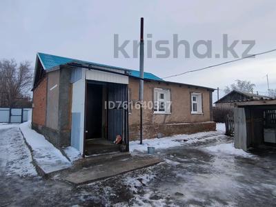 Отдельный дом · 4 комнаты · 100 м² · 10 сот., Набережная 77 77 за 10 млн 〒 в Теректы