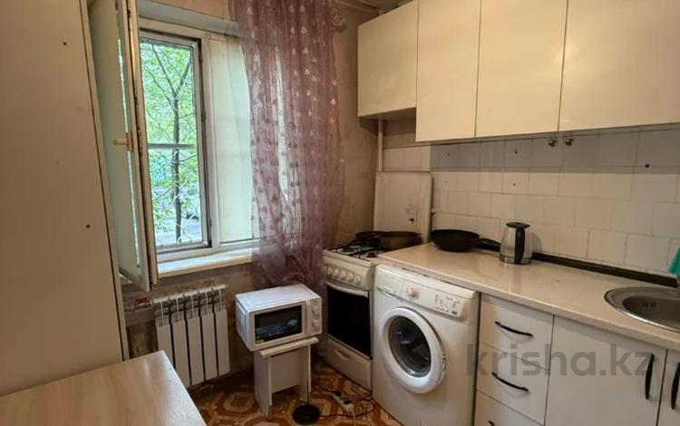 1-комнатная квартира · 32 м² · 1/4 этаж, мкр №10 за 21 млн ₸ в Алматы, Ауэзовский р-н — фото 9
