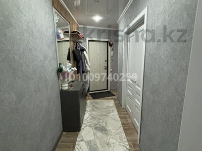 2-бөлмелі пәтер · 56 м² · 3/9 қабат, Камзина 7, бағасы: ~ 12.5 млн ₸ в Аксу