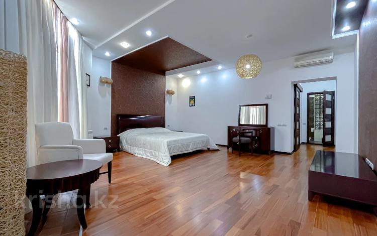 5-комнатная квартира · 210 м² · 3/6 этаж, Тулебаева 175 за 1.2 млн ₸ в Алматы, Медеуский р-н — фото 65