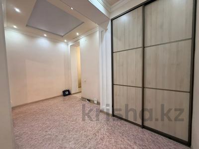 2-бөлмелі пәтер · 89.7 м² · 5/5 қабат, МОЛДАГУЛОВА, бағасы: 22.5 млн ₸ в Актобе