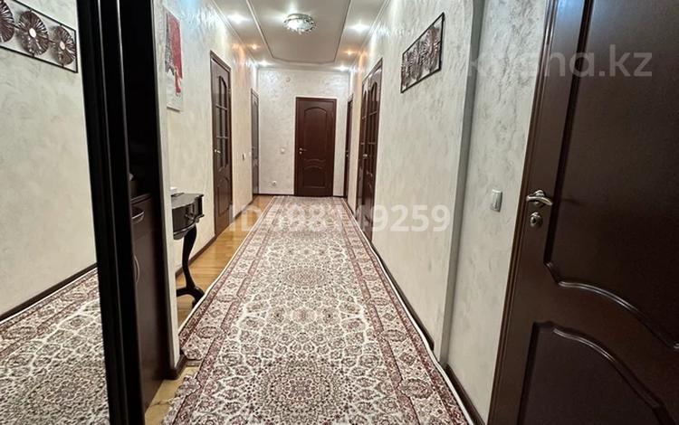 3-комнатная квартира, 90 м², 7/9 этаж, Достык 12/1