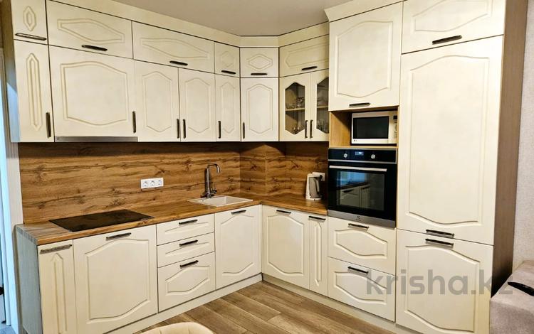 3-комнатная квартира · 90 м² · 7/10 этаж, Назарбаева 34/1 за 79 млн ₸ в Алматы, Медеуский р-н — фото 4