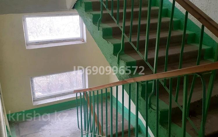 3-бөлмелі пәтер · 58 м² · 4/5 қабат, Пошанова 32 — 8 мкр,Центр города, бағасы: 18.5 млн ₸ в Шымкенте, Туран р-н — фото 7