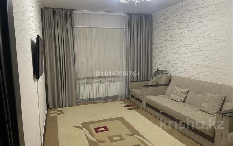 2-комнатная квартира · 47 м² · 1/5 этаж, мкр Салтанат 36 за 130 000 ₸ в Таразе — фото 2