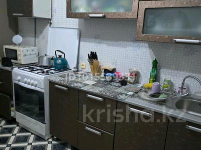 1-комнатная квартира · 37 м² · 5/5 этаж, Кулымбетова 173 за 7 млн ₸ в Актобе, мкр. Курмыш