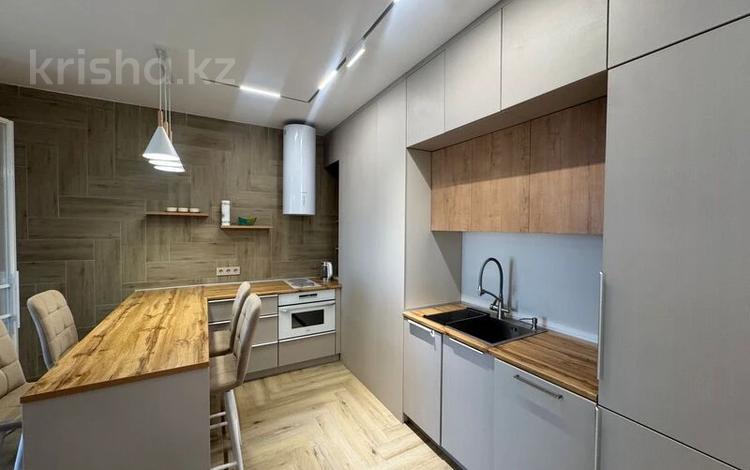 2-бөлмелі пәтер · 50 м² · 14/17 қабат, Варламова 27В — Абая, бағасы: 350 000 ₸ в Алматы, Алмалинский р-н — фото 2