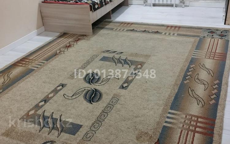 3-бөлмелі пәтер · 77 м² · 4/9 қабат, Толе би 285/8к 17, бағасы: 350 000 ₸ в Алматы, Ауэзовский р-н — фото 3