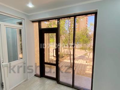 Свободное назначение, офисы, магазины и бутики, салоны красоты, медцентры и аптеки, образование · 56 м² за 33 млн 〒 в Актау, 13-й мкр