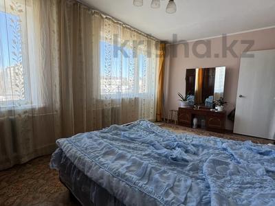 4-бөлмелі пәтер, 75 м², 4/5 қабат, мкр Юго-Восток, 27й микрорайон, улица Карбышева 10/3 — район 16 школы, бағасы: 24 млн 〒 в Караганде, Казыбек би р-н