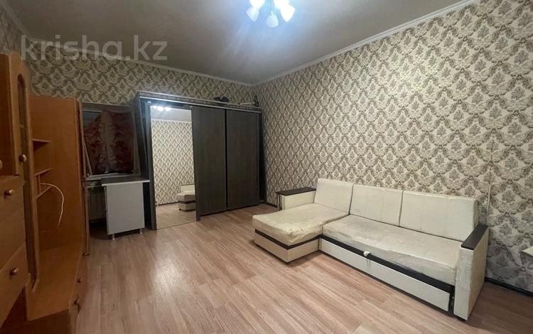 1-комнатный дом помесячно, 70 м², Абилкайыр хана — РЯДОМ БЦ МИР