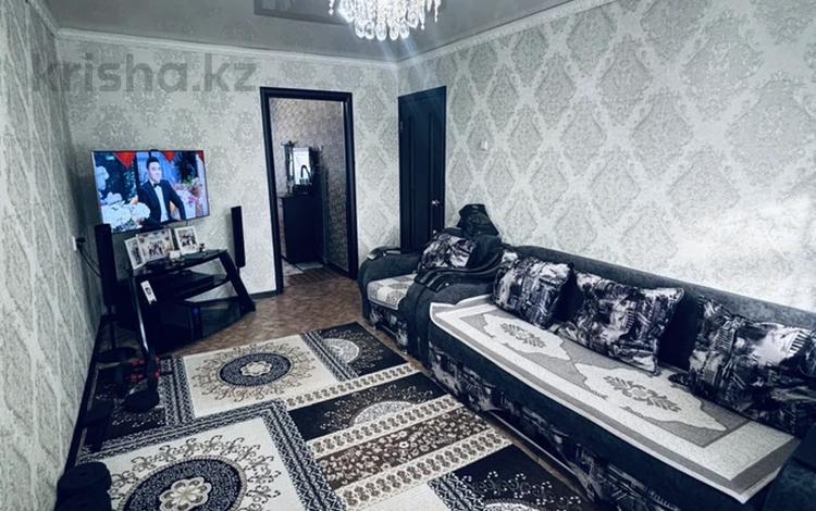 2-комнатная квартира · 44.6 м² · 2/5 этаж, Майкудук, 15й микрорайон 12 за 10.6 млн ₸ в Караганде, Алихана Бокейханова р-н — фото 2