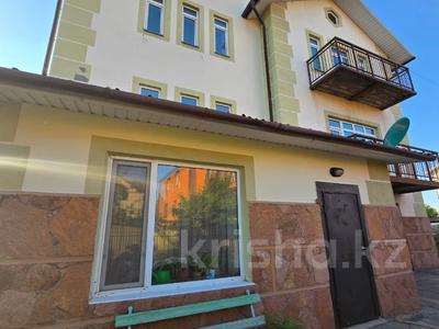 Отдельный дом · 5 комнат · 355 м² · 10 сот., 8 мкр за 86 млн 〒 в Темиртау
