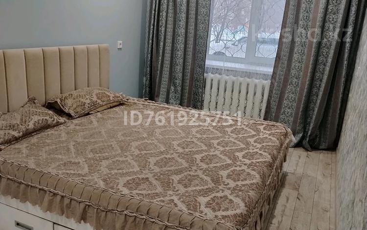 2-бөлмелі пәтер · 53 м² · 1/9 қабат, Красина 11 — Дворец спорта, баня "арасан", супермаркет, шаурмечная "adal food", бағасы: 18 000 ₸ в Усть-Каменогорске — фото 2