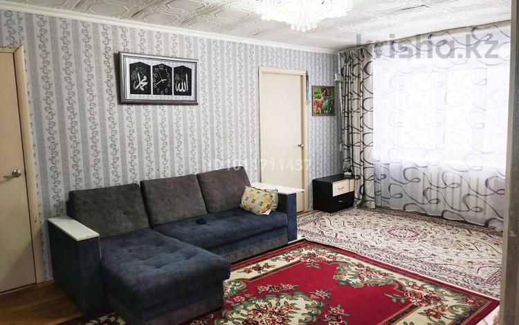 2-комнатная квартира · 45 м² · 1/5 этаж, Республика 49/2 — рядом детский сад Дельфинчик и ресторан Меруерт, Дидар, Аян супермарке за 6.5 млн ₸ в Темиртау — фото 2