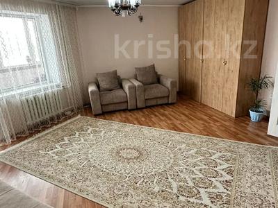 2-комнатная квартира, 87 м², 3/5 этаж, уалиханова за ~ 32.3 млн 〒 в Петропавловске
