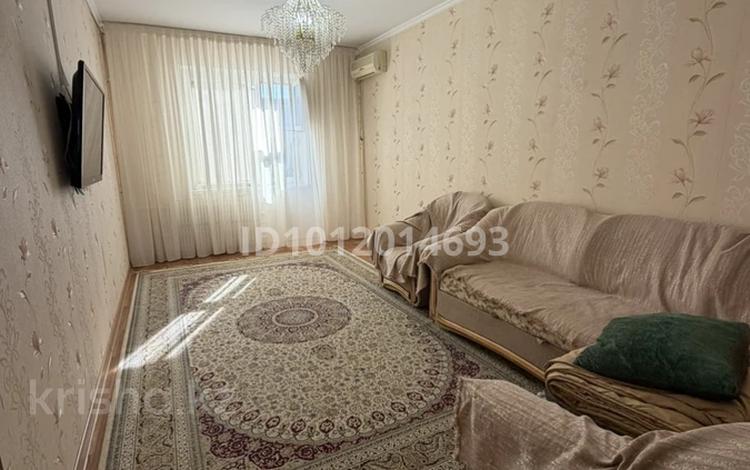 4-бөлмелі пәтер · 90 м² · 3 қабат, Мкр. 28А 2, бағасы: 26 млн ₸ в Актау, 18-й мкр  — фото 2