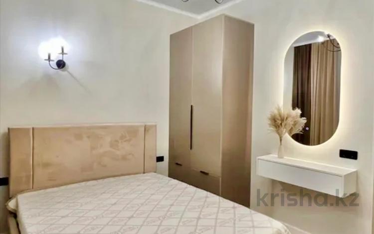 2-бөлмелі пәтер, 50 м², 7/17 қабат ай сайын, Толе Би, бағасы: 270 000 〒 в Астане, Нура р-н — фото 2