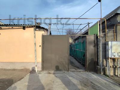 Отдельный дом · 7 комнат · 120 м² · 6 сот., Аскарова угол пр. Жамбыла 146 за 71 млн 〒 в Таразе