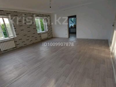 Отдельный дом · 3 комнаты · 120 м² · 4 сот., Макашева 22 — Пересечение ул. Бейсебаева за 200 000 〒 в Каскелене