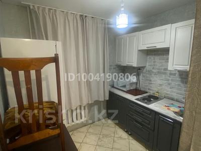 Продажа квартир в Карагандинской обл.: 2-комнатная квартира · 44 м² · 1/5 этаж, Майкудук, 18й микрорайон 23 за 12 млн 〒 2-комнатная квартира · 44 м² · 1/5 этаж, Майкудук, 18й микрорайон 23 за 12 млн 〒 в Караганде, Алихана Бокейханова р-н