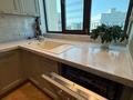 4-бөлмелі пәтер · 145 м² · 8/8 қабат, Кабанбай Батыра 13, бағасы: 1.4 млн ₸ в Астане, Есильский р-н — фото 3