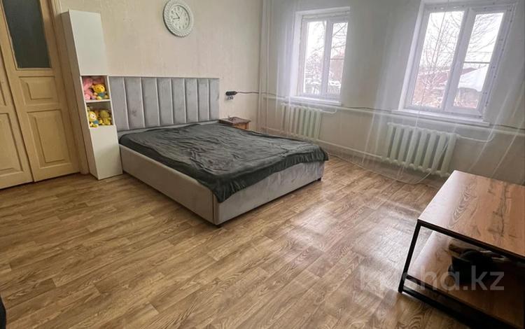 Жеке үй · 3 бөлме · 86 м² · 7 сот., Мотовозная — Мотодом, Адк, бағасы: 13 млн ₸ в Усть-Каменогорске — фото 2
