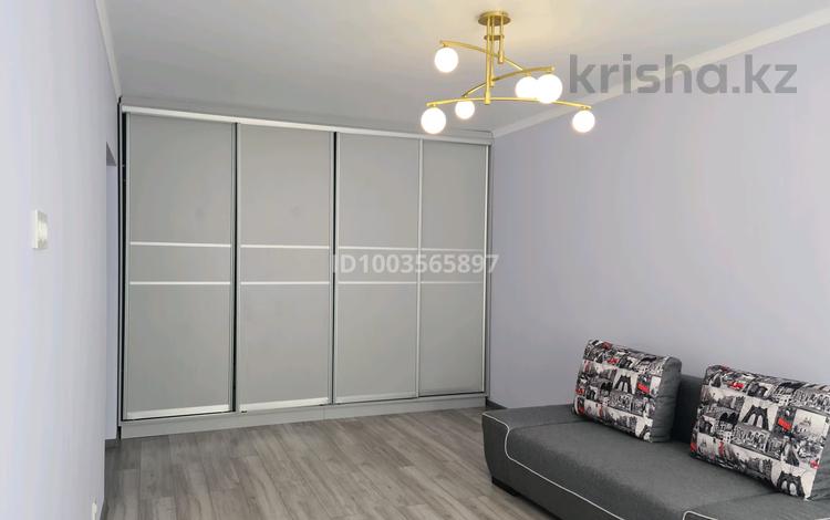1-комнатная квартира · 41.6 м² · 2/16 этаж, мкр Таугуль, Сулейменова 15 за 280 000 ₸ в Алматы, Ауэзовский р-н — фото 2