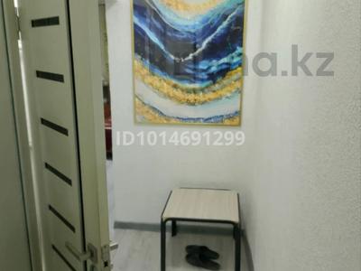 2-комнатная квартира · 41 м² · 3/3 этаж, Абылайхана 27 — Проспект Раимбека за 350 000 ₸ в Алматы, Алмалинский р-н