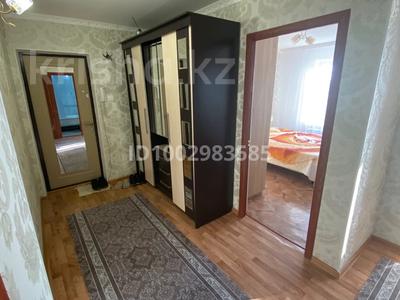 2-бөлмелі пәтер · 50 м² · 3/5 қабат, Владимирская 100, бағасы: 170 000 〒 в Атырау, мкр Авангард-2