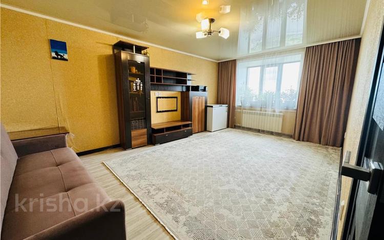 2-бөлмелі пәтер · 51 м² · 6/9 қабат, ул. Анжерская, бағасы: 18.4 млн ₸ в Караганде, Казыбек би р-н — фото 2