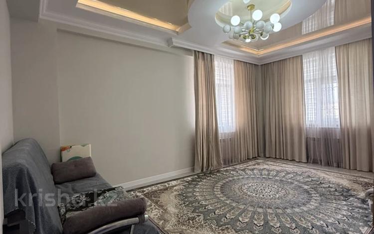 3-комнатная квартира · 75 м² · 4/14 этаж, 17-й мкр, 17 мкрн 7 за 350 000 ₸ в Актау — фото 2