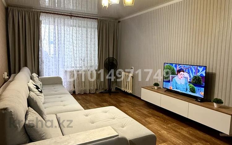 3-комнатная квартира · 63 м² · 6/6 этаж, 7 48 за 12 млн ₸ в Лисаковске — фото 2