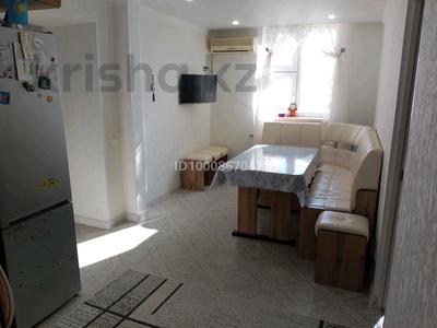4-комнатная квартира · 100 м² · 4/5 этаж, 15-й мкр 19 за 27 млн 〒 в Актау