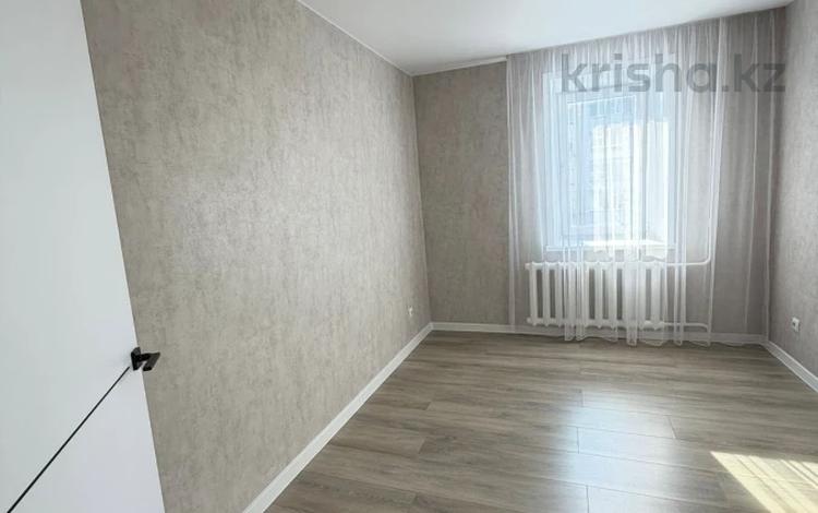 3-комнатная квартира · 60 м² · 4/5 этаж, Назарбаева за 28 млн 〒 в Петропавловске — фото 2