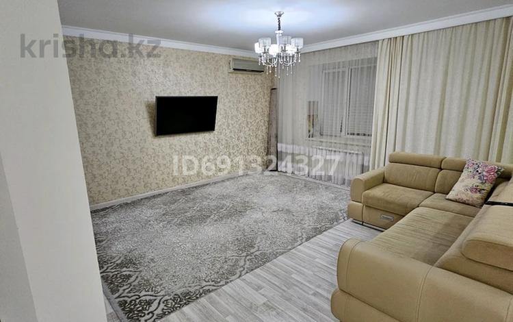 2-комнатная квартира, 89 м², 3/5 этаж, мкр. Алтын орда, Батыс 2 10г корп 3