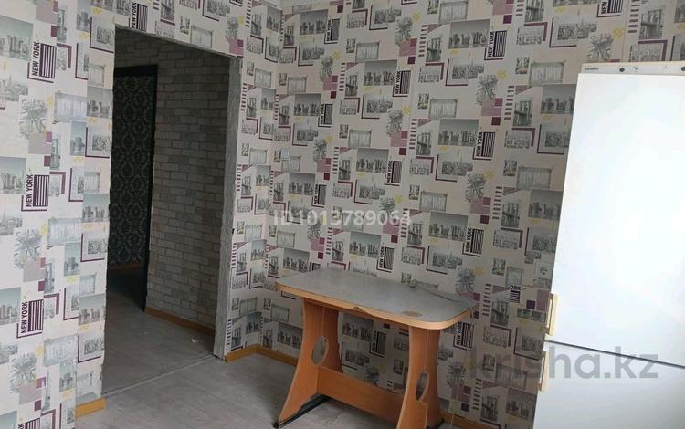 1-комнатная квартира · 35 м² · 2/6 этаж, Ленина 51 за 60 000 ₸ в Аксу — фото 2