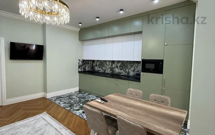 2-бөлмелі пәтер · 80 м² · 3/10 қабат, мкр Керемет, Наурызбай батыра 127 — Сатпаева, бағасы: 650 000 ₸ в Алматы, Бостандыкский р-н — фото 4