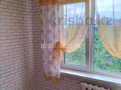 Пәтерлер в Алматинской обл.: 1-бөлмелі пәтер · 32.4 м² · 4/4 қабат, 1мкр 21 — Акимат, бағасы: 14.2 млн 〒 1-бөлмелі пәтер · 32.4 м² · 4/4 қабат, 1мкр 21 — Акимат, бағасы: 14.2 млн 〒 в Конаеве (Капчагай)