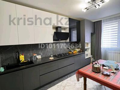 3-бөлмелі пәтер · 109 м² · 3/5 қабат, 19-й мкр 14\2, бағасы: 35 млн ₸ в Актау