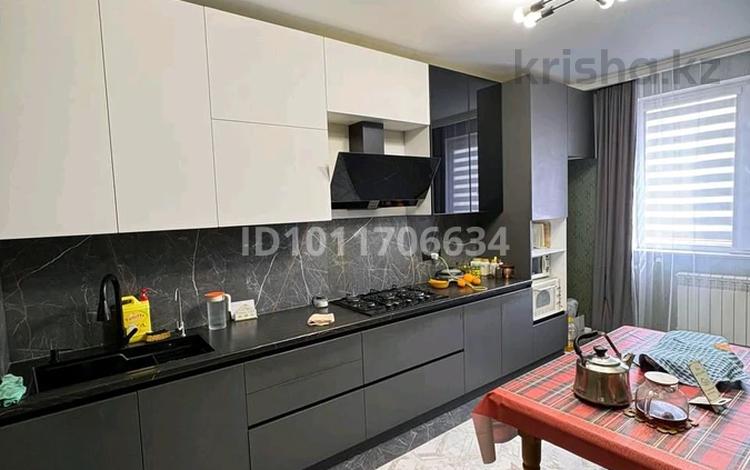 3-комнатная квартира · 109 м² · 3/5 этаж, 19-й мкр 14\2 за 35 млн ₸ в Актау — фото 4